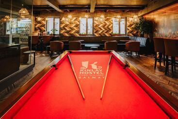 هتل Kinlay Hostel Eyre Square