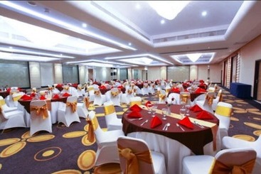 酒店 New Saphir Yogyakarta