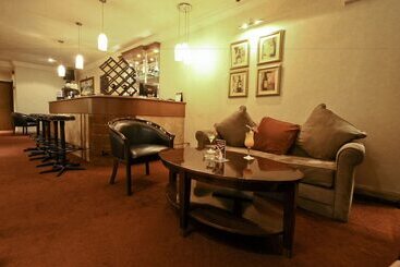 酒店 New Saphir Yogyakarta