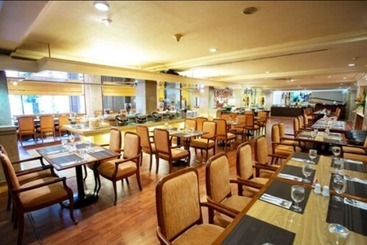 酒店 New Saphir Yogyakarta