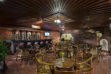 酒店 Puri Artha