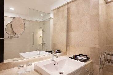 هتل Radisson Medan