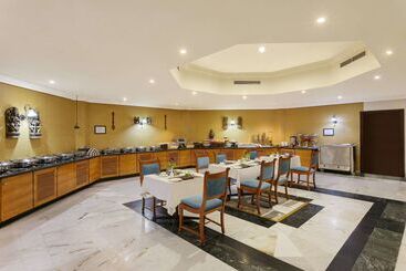 هتل Ramada Khajuraho