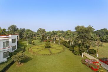 هتل Ramada Khajuraho