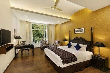 هتل Ramada Khajuraho