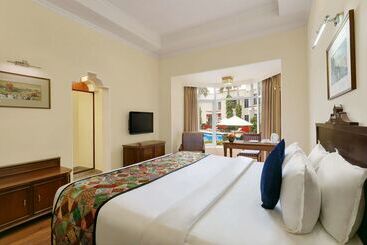 هتل Ramada Khajuraho