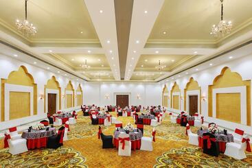 هتل Ramada Khajuraho