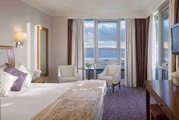 هتل Salthill