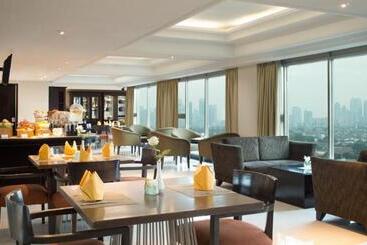 酒店 Santika Premiere Slipi Jakarta