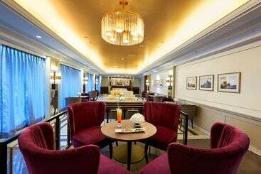 هتل Taj Connemara, Chennai