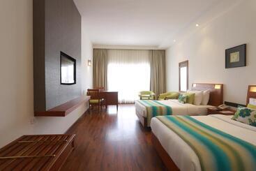 هتل The Avenue Regent
