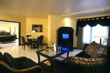 The Orchid Hotel Mumbai Vile Parle