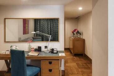 Hotel The Park Bangalore