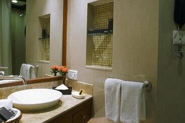 Radisson Jass Hotel, Khajuraho