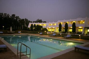 Radisson Jass Hotel, Khajuraho
