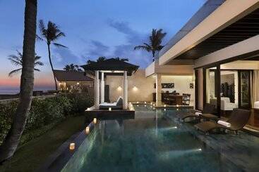 هتل The Seminyak Beach Resort & Spa