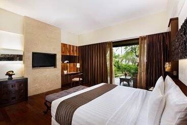 هتل The Seminyak Beach Resort & Spa