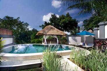 Resort Kamandalu Ubud