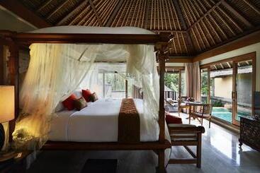 Resort Kamandalu Ubud