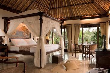 استراحتگاه Kamandalu Ubud