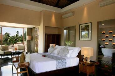 Resort Kamandalu Ubud
