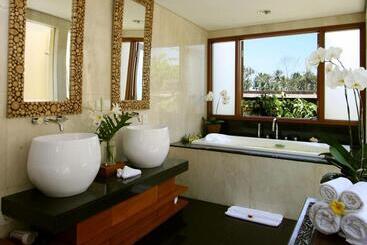 Resort Kamandalu Ubud