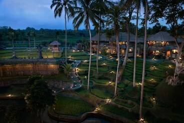 Resort Kamandalu Ubud