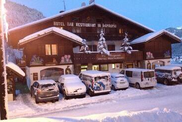 هتل Hôtel La Bergerie
