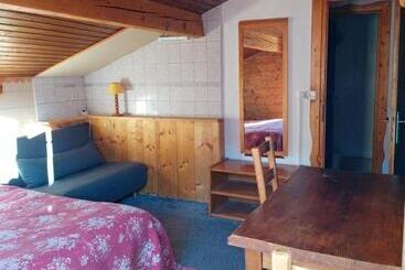 هتل Hôtel La Bergerie