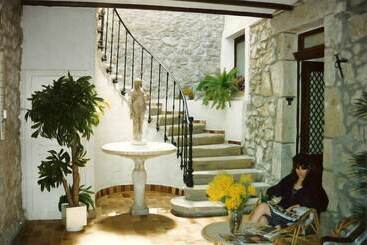 هتل Hôtel Saint Jean