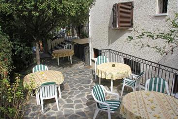 هتل Hôtel Cap Soleil