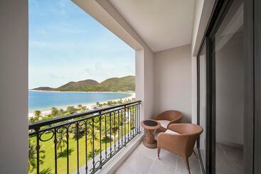هتل Nha Trang Marriott Resort & Spa, Hon Tre Island