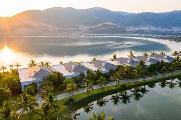 هتل Nha Trang Marriott Resort & Spa, Hon Tre Island