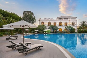 هتل Nha Trang Marriott Resort & Spa, Hon Tre Island