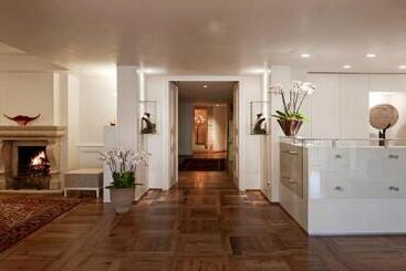 هتل Albergo Al Sole