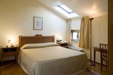 هتل Albergo Delle Notarie