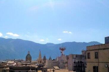 هتل Ibis Styles Palermo Cristal