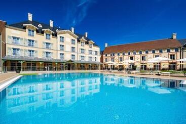 Staycity Paris Marne La Vallée - Euro Disney