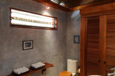 مسافرخانه Green Lodge Moorea