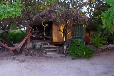 مسافرخانه Green Lodge Moorea