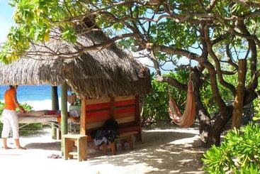 مسافرخانه Green Lodge Moorea