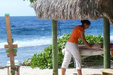 مسافرخانه Green Lodge Moorea