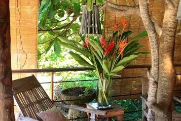 مسافرخانه Green Lodge Moorea