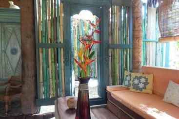 مسافرخانه Green Lodge Moorea