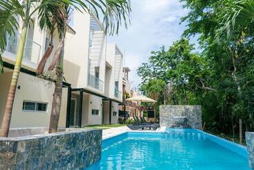 Increíble Estudio En Puerto Aventuras, Condominio Con Alberca # 201