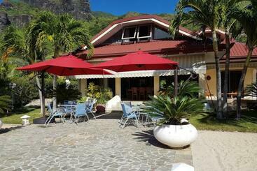 Villa Oramarama