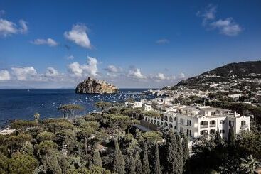 Excelsior Belvedere Hotel & Spa