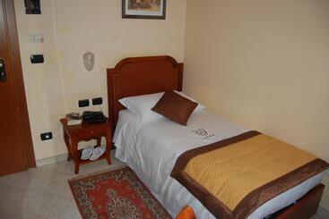 Grand Hotel Moroni