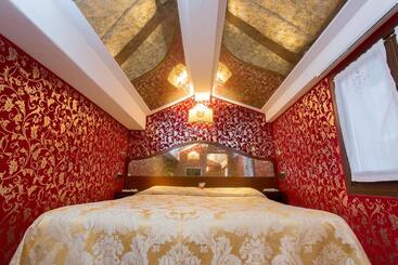 هتل Antica Locanda Sturion Residenza D Epoca