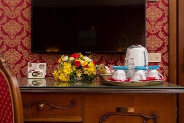 هتل Antica Locanda Sturion Residenza D Epoca